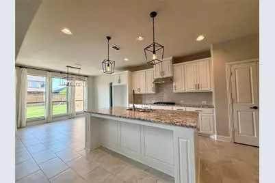 509 Lomax Lane, Fort Worth, TX 76131 - Photo 6