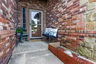 629 E Sheila Cir, Joshua, TX 76058 - Photo 4