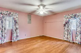209 Teeter Dr, Crowley, TX 76036 - Photo 12