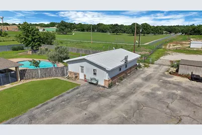 1815 Newport Road, Weatherford, TX 76086 - Photo 24