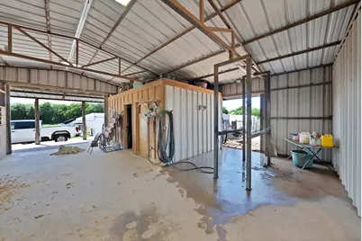 1815 Newport Road, Weatherford, TX 76086 - Photo 30