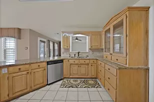 1815 Newport Rd, Weatherford, TX 76086 - Photo 8