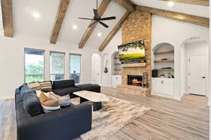 105 Clayton Xing, Springtown, TX 76082 - Photo 4