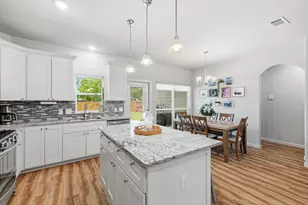 1125 Oxford St, River Oaks, TX 76114 - Photo 8