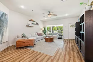 1125 Oxford St, River Oaks, TX 76114 - Photo 16