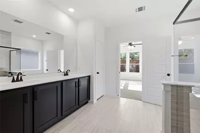 4633 Commack Drive, Fort Worth, TX 76135 - Photo 22