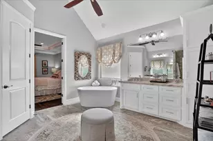 4103 King Air Ct, Granbury, TX 76049 - Photo 16