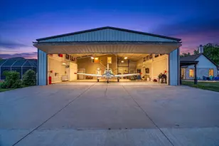 4103 King Air Ct, Granbury, TX 76049 - Photo 40
