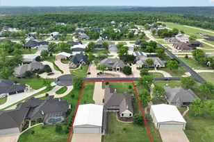 4103 King Air Ct, Granbury, TX 76049 - Photo 4