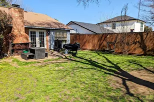 422 Thoreau Ln, Euless, TX 76039 - Photo 14