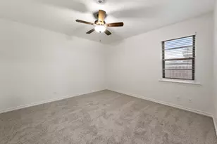 1710 Western Park Dr, Dallas, TX 75211 - Photo 18