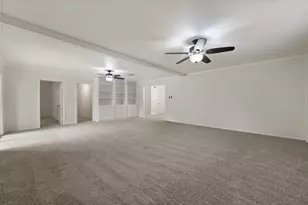 1710 Western Park Dr, Dallas, TX 75211 - Photo 14