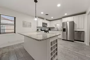 1710 Western Park Dr, Dallas, TX 75211 - Photo 8