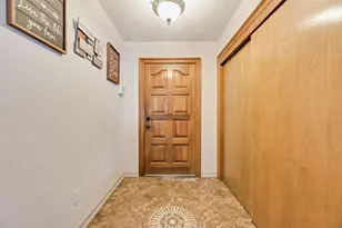 518 Colonial Dr, Garland, TX 75043 - Photo 4