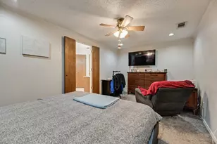 518 Colonial Dr, Garland, TX 75043 - Photo 12