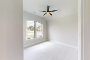 2337 SE 4th St, Grand Prairie, TX 75051 - Photo 16