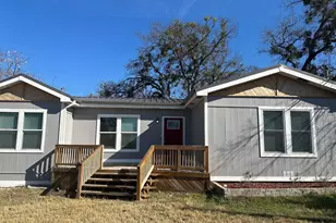 146 Owl Hollow Rd, Blum, TX 76627 - Photo 10