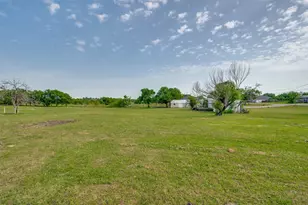 4524 Elementary Dr, Southmayd, TX 76268 - Photo 16