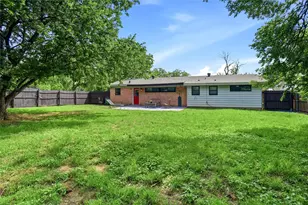 889 Jerry Ln, Bedford, TX 76022 - Photo 16