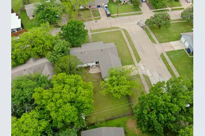 1104 Williamsburg Drive, Ennis, TX 75119 - Photo 34