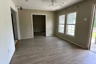 205 Hallvale Dr, White Settlement, TX 76108 - Photo 6
