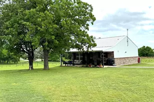 229 Oak Tree Ct, Poolville, TX 76487 - Photo 34