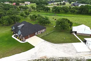 229 Oak Tree Ct, Poolville, TX 76487 - Photo 2