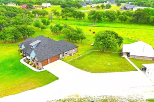229 Oak Tree Ct, Poolville, TX 76487 - Photo 2