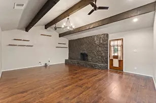 2005 Meadow Dr, Crowley, TX 76036 - Photo 10
