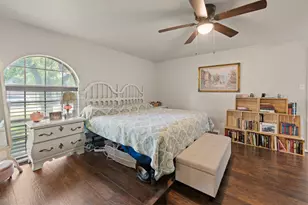 2005 Meadow Dr, Crowley, TX 76036 - Photo 20