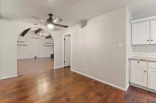 2005 Meadow Dr, Crowley, TX 76036 - Photo 14