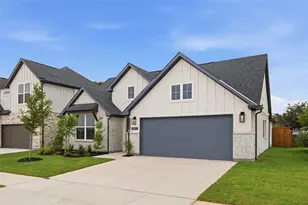 4653 Commack Dr, Fort Worth, TX 76135 - Photo 2