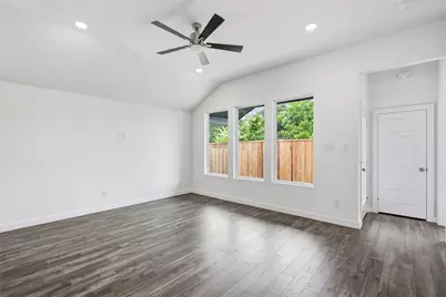4653 Commack Drive, Fort Worth, TX 76135 - Photo 20