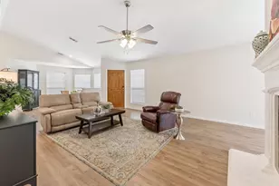 12184 Thicket Bend Dr, Fort Worth, TX 76244 - Photo 10