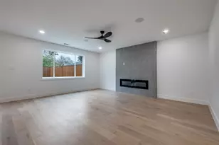 1018 Grandview Ave, Dallas, TX 75223 - Photo 22