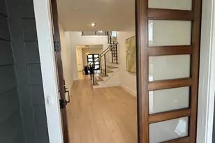 1018 Grandview Ave, Dallas, TX 75223 - Photo 4