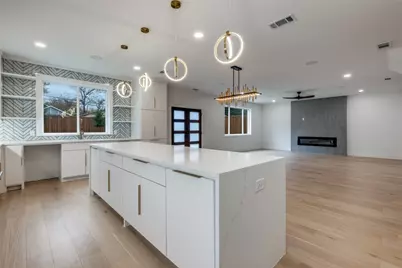 1018 Grandview Avenue, Dallas, TX 75223 - Photo 20