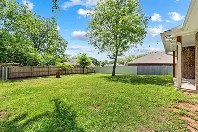 2305 Los Arboles Lane, Waco, TX 76711 - Photo 18