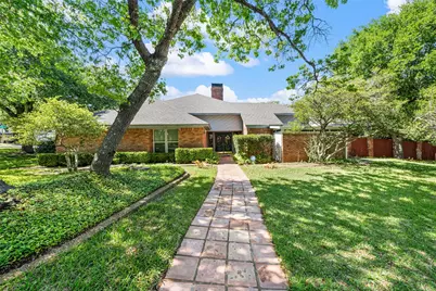 9925 Sandalwood Drive, Woodway, TX 76712 - Photo 1
