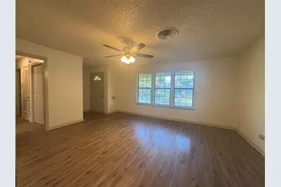 3731 Avenue M, Fort Worth, TX 76105 - Photo 10