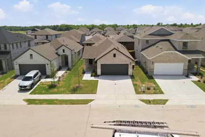 501 Green Gables Drive, McKinney, TX 75071 - Photo 2