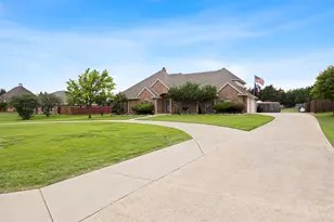 4111 Joe Wilson Rd, Midlothian, TX 76065 - Photo 2