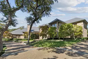9941 Strait Ln, Dallas, TX 75220 - Photo 2