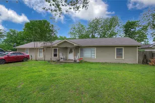 601 N 4th St, Wills Point, TX 75169 - Photo 2