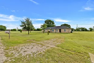 11345 Jennifer Cir, Sanger, TX 76266 - Photo 8
