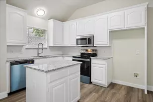 7205 Elm Wood Dr, North Richland Hills, TX 76182 - Photo 12