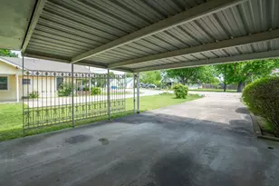 604 S Pearl St, Trenton, TX 75490 - Photo 4