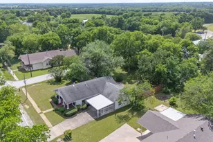 604 S Pearl St, Trenton, TX 75490 - Photo 36