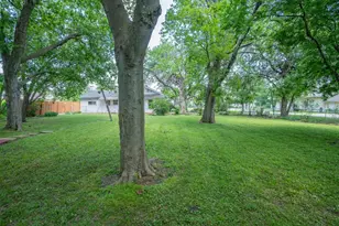604 S Pearl St, Trenton, TX 75490 - Photo 28