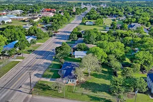 933 N Main St, Muenster, TX 76252 - Photo 16